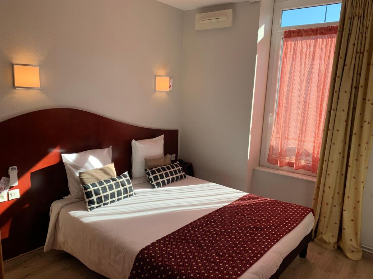 Hotel Les Commercants Клермон-Ферран Экстерьер фото
